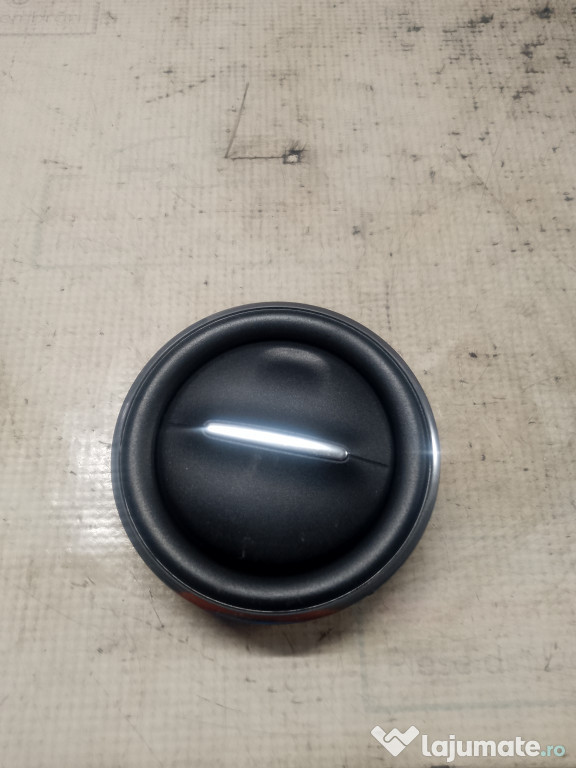 Grila ventilatie Dacia Duster 1.6 Benzina 2019