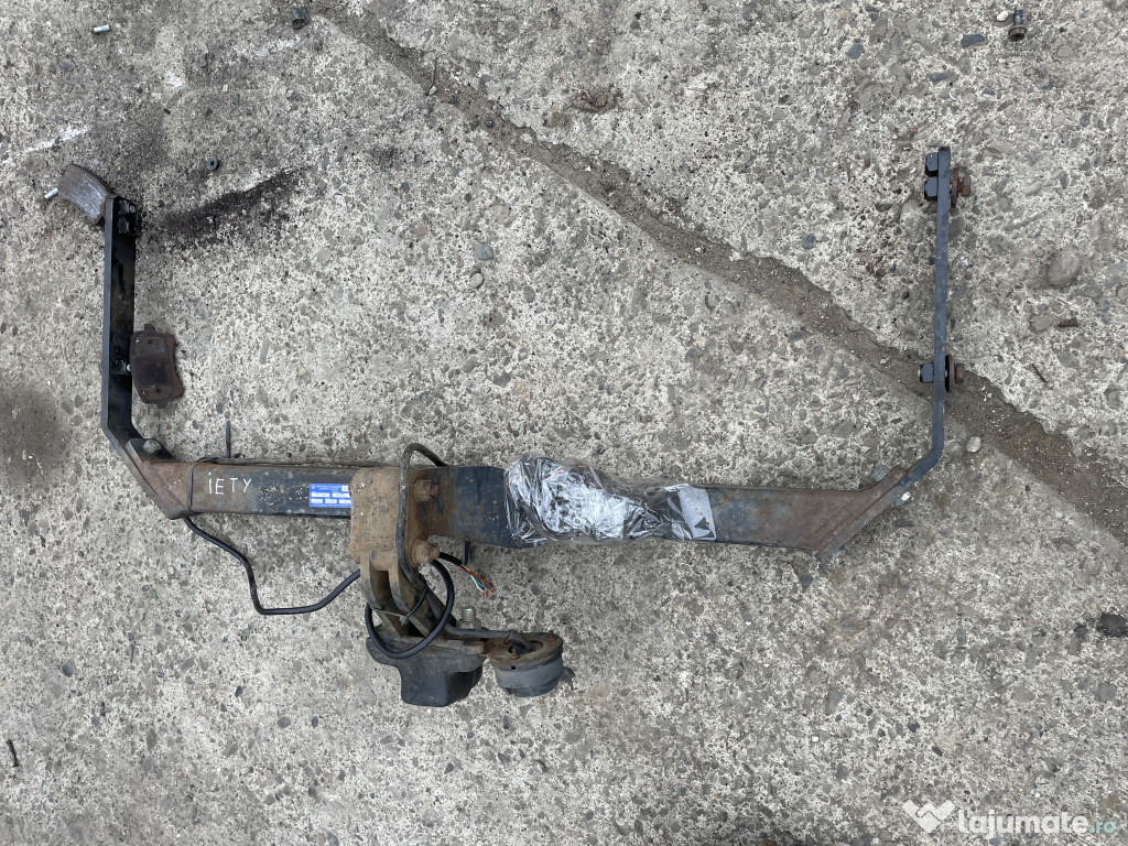 Carlig original Skoda Yeti 2.0 Motorina 2012