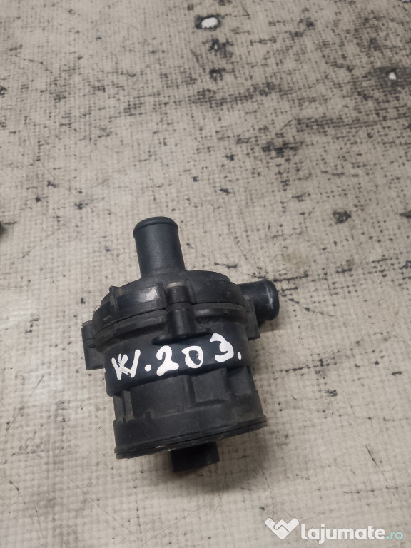 Pompa recirculare apa Mercedes C-Class W203 2010