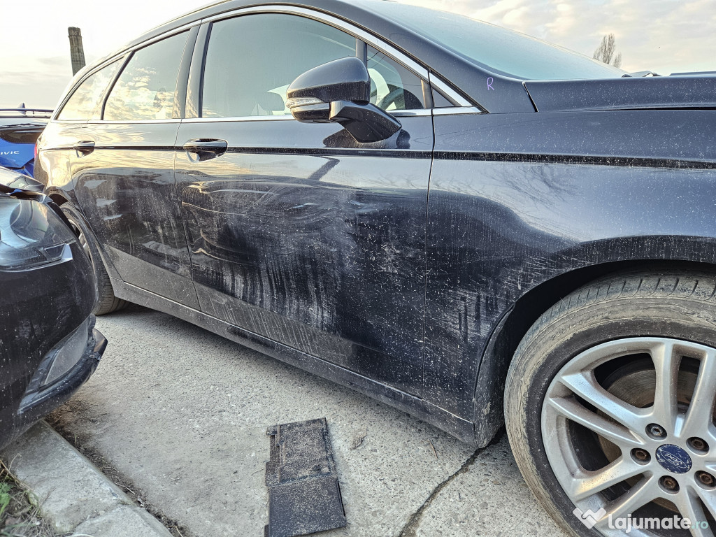 Prag dreapta plastic Ford Mondeo Break 2018