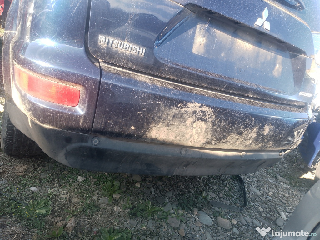 Bara spate Mitsubishi Outlander 2012