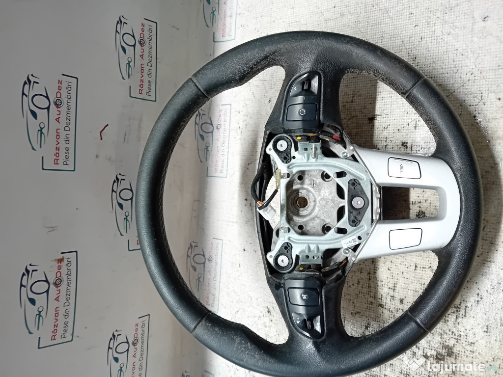 Volan cu comenzi Kia Ceed 2008