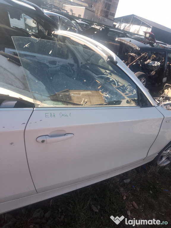 Usa dreapta fata BMW Seria 1 E88 2012