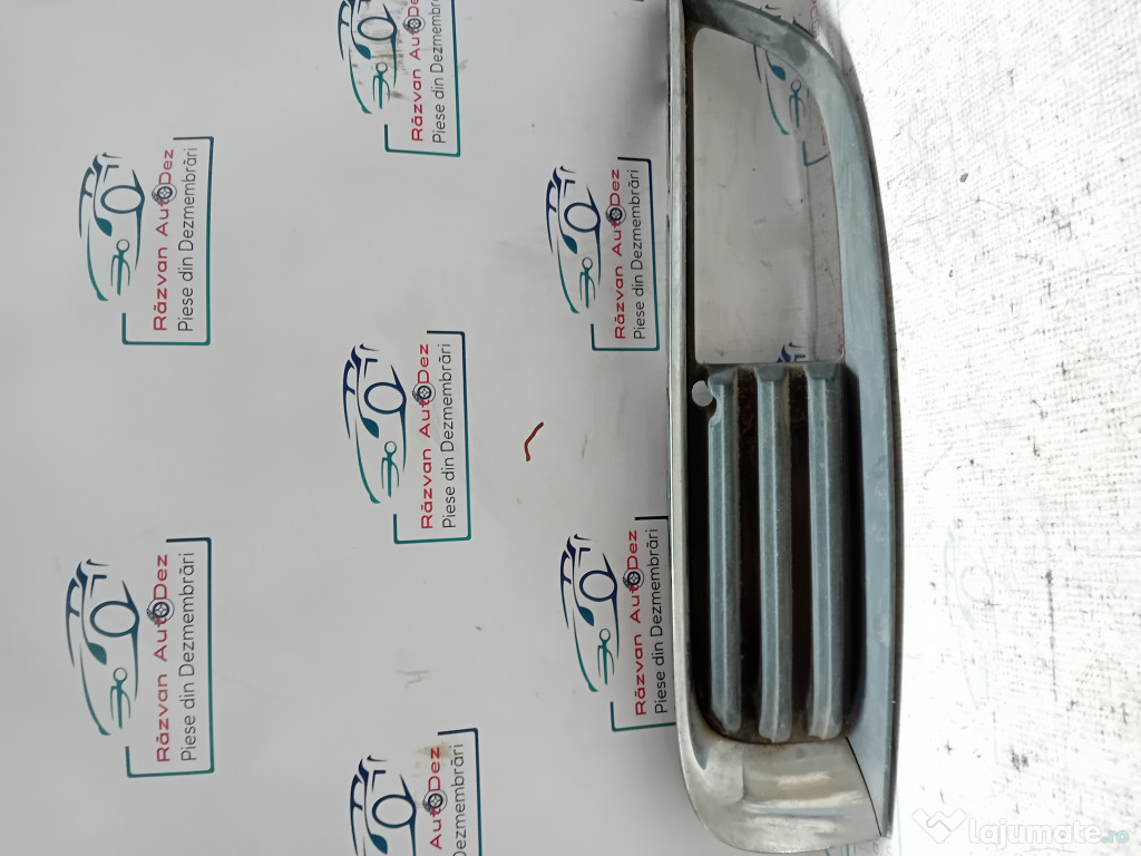 Grila proiector dreapta Opel Insignia A 2011