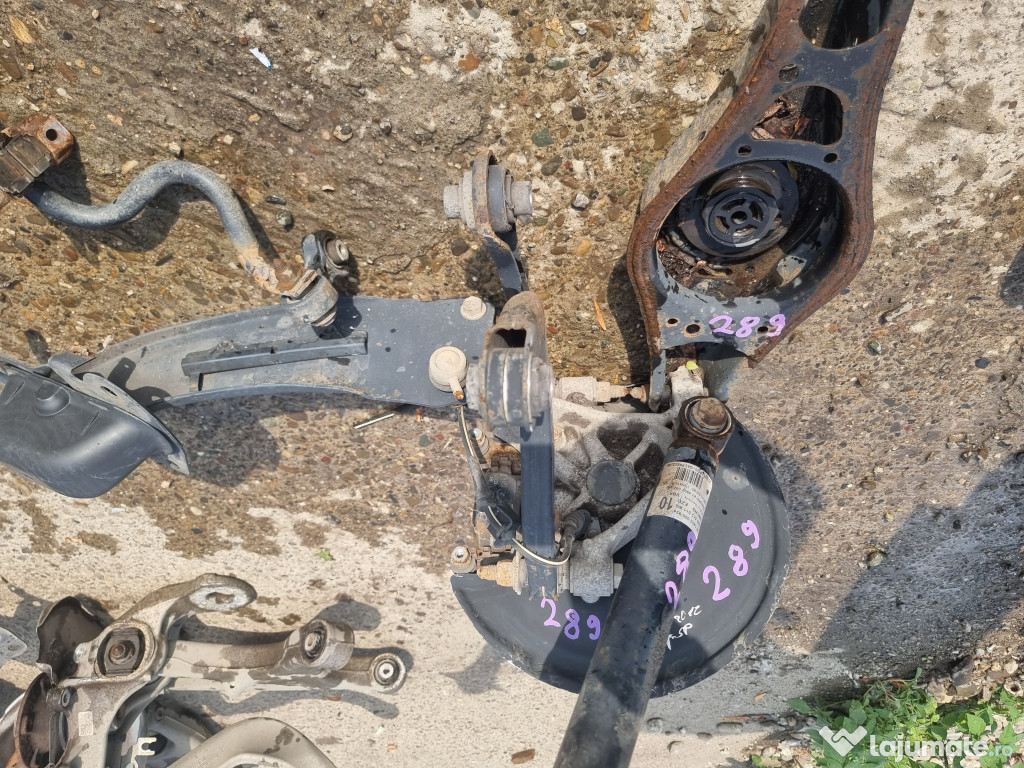 Fuzeta stanga spate Volkswagen Tiguan 2012