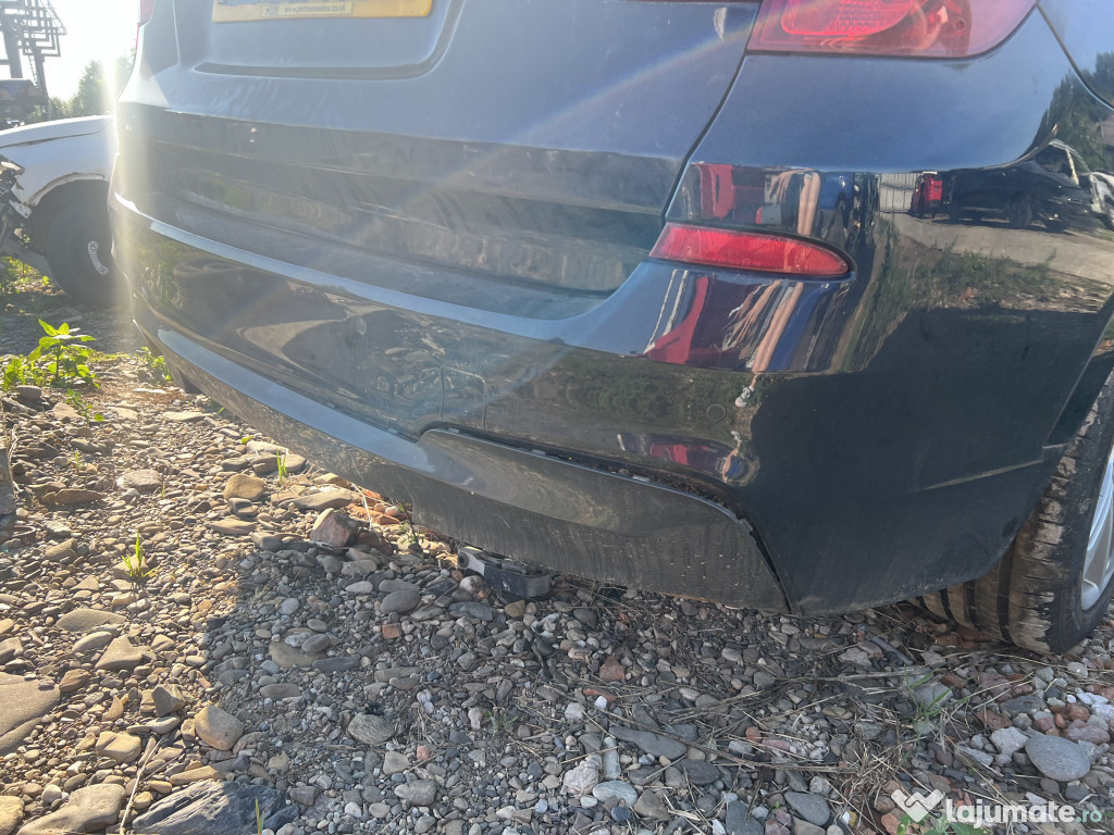 Bara spate BMW X3 F25 2014