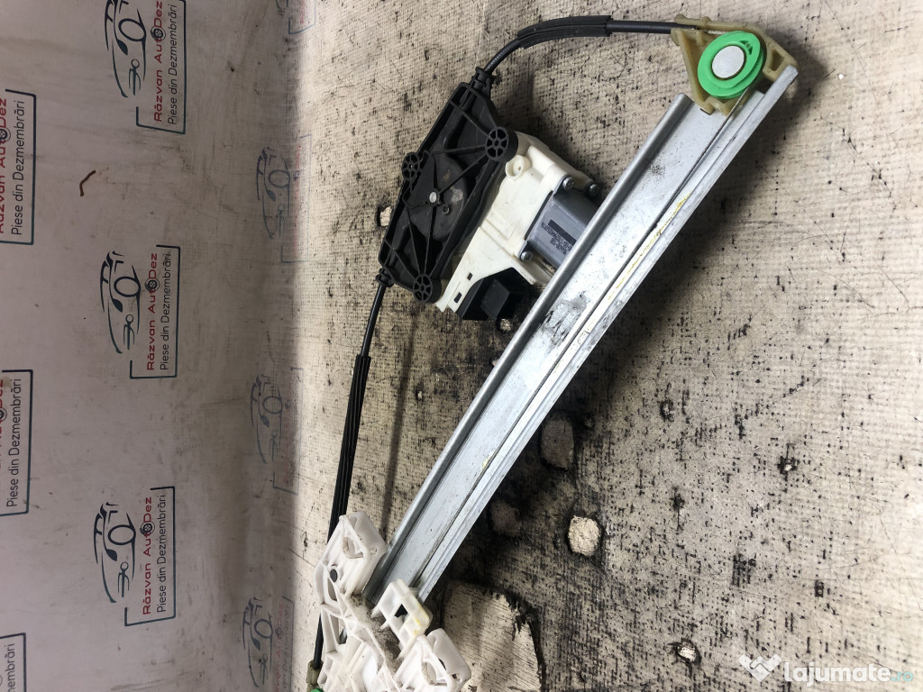 Macara geam stanga spate Audi Q5 2010