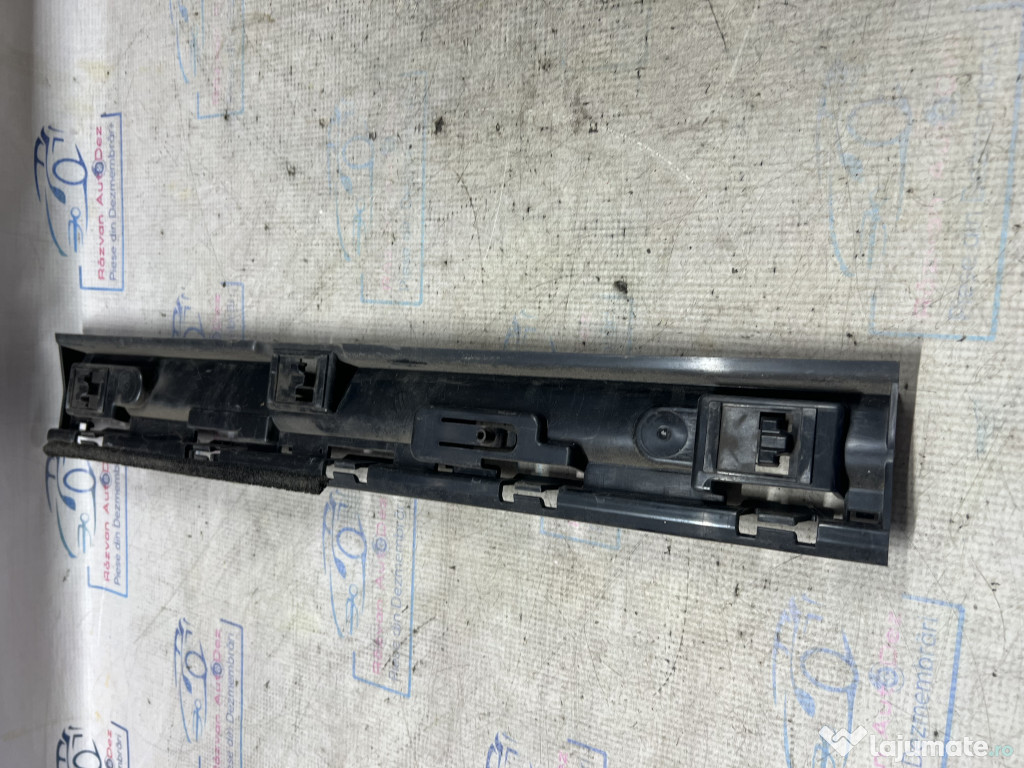 Suport prag dreapta BMW X1 F48 2017