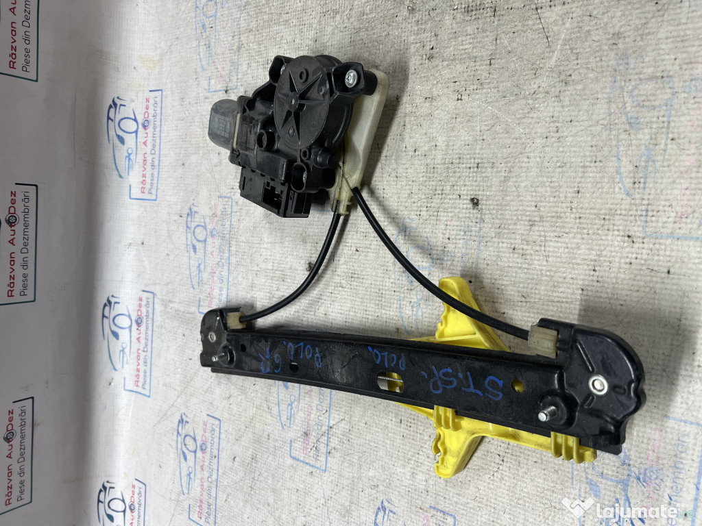 Macara geam stanga spate Volkswagen Polo 2015
