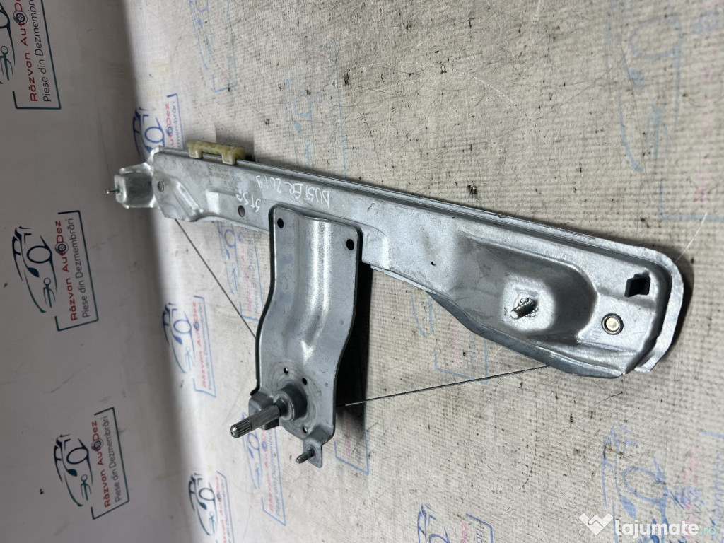 Macara geam stanga spate Dacia Duster 2019