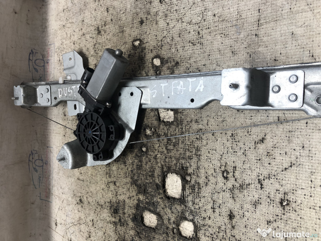 Macara geam stanga fata Dacia Duster 2012