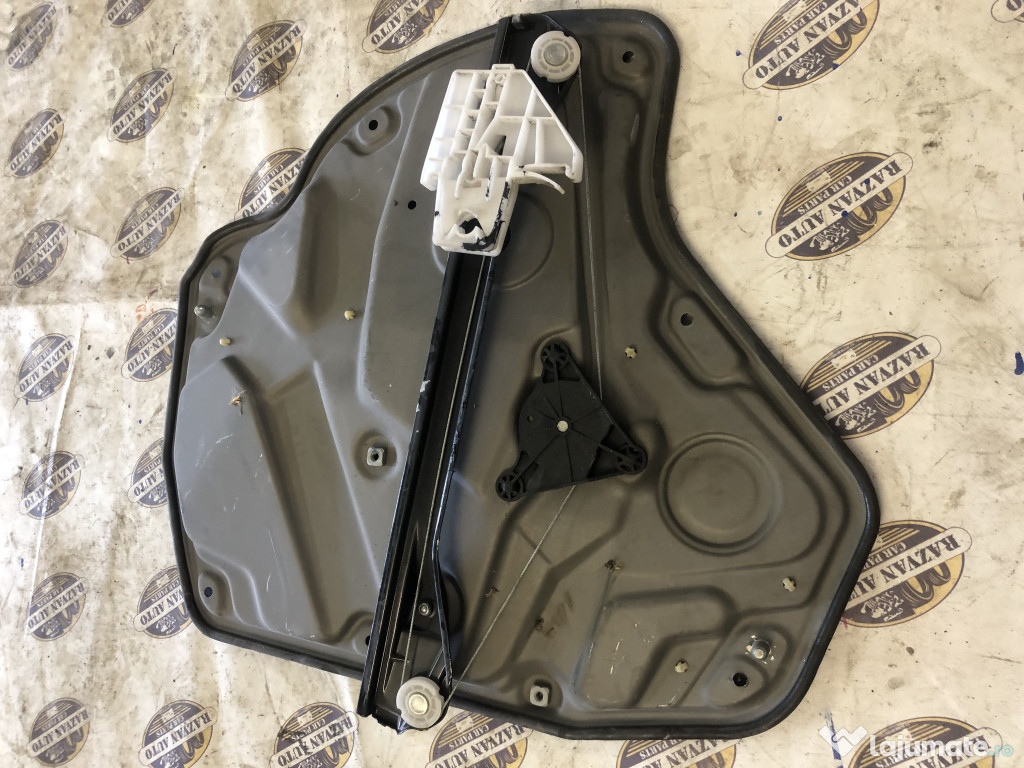 Macara geam stanga spate Skoda Octavia 2 Break 2008