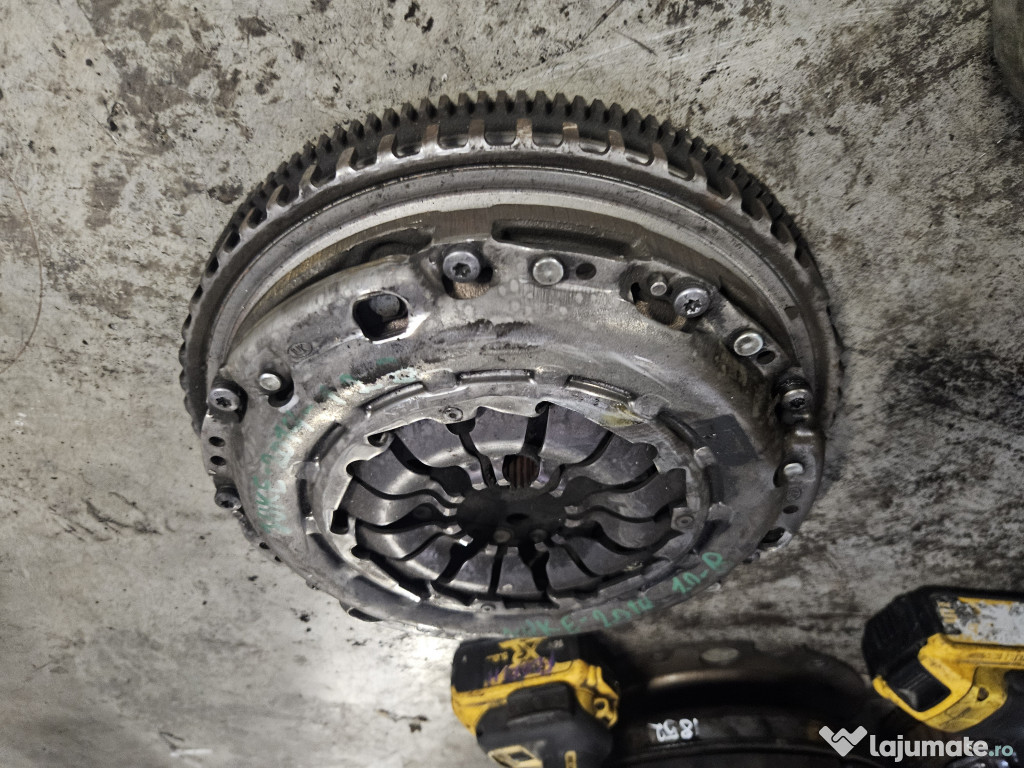 Kit ambreiaj 6+1 masa dubla Nissan Juke 1.2 Benzina 2018