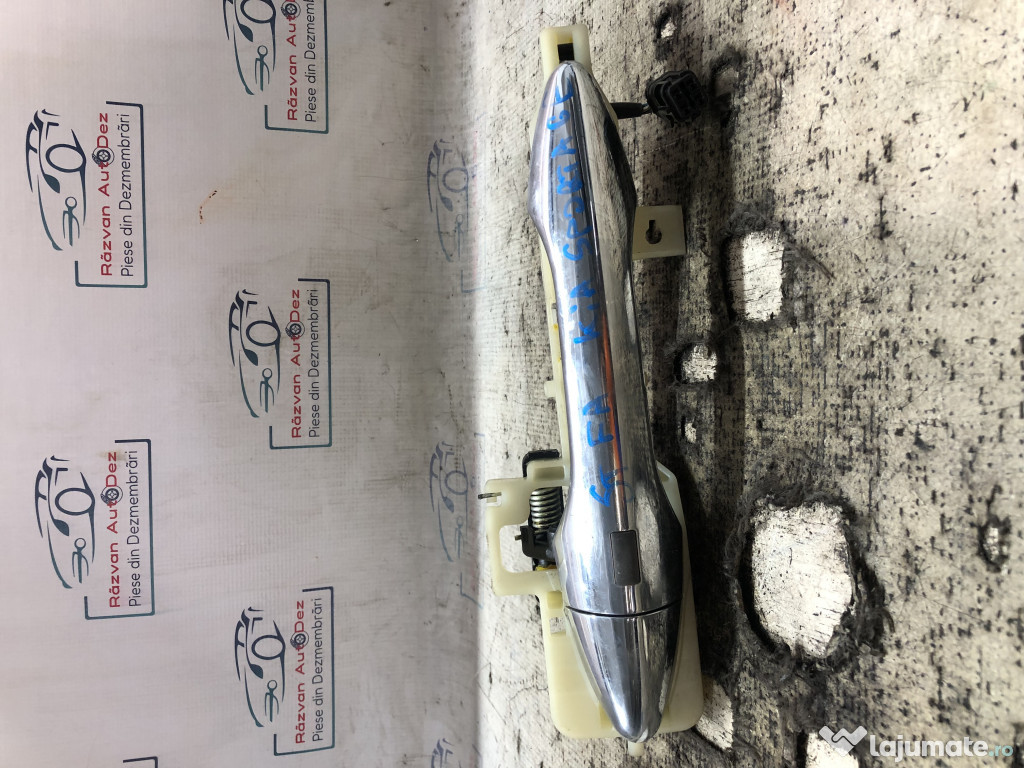 Maner exterior stanga fata Kia Sportage 2011