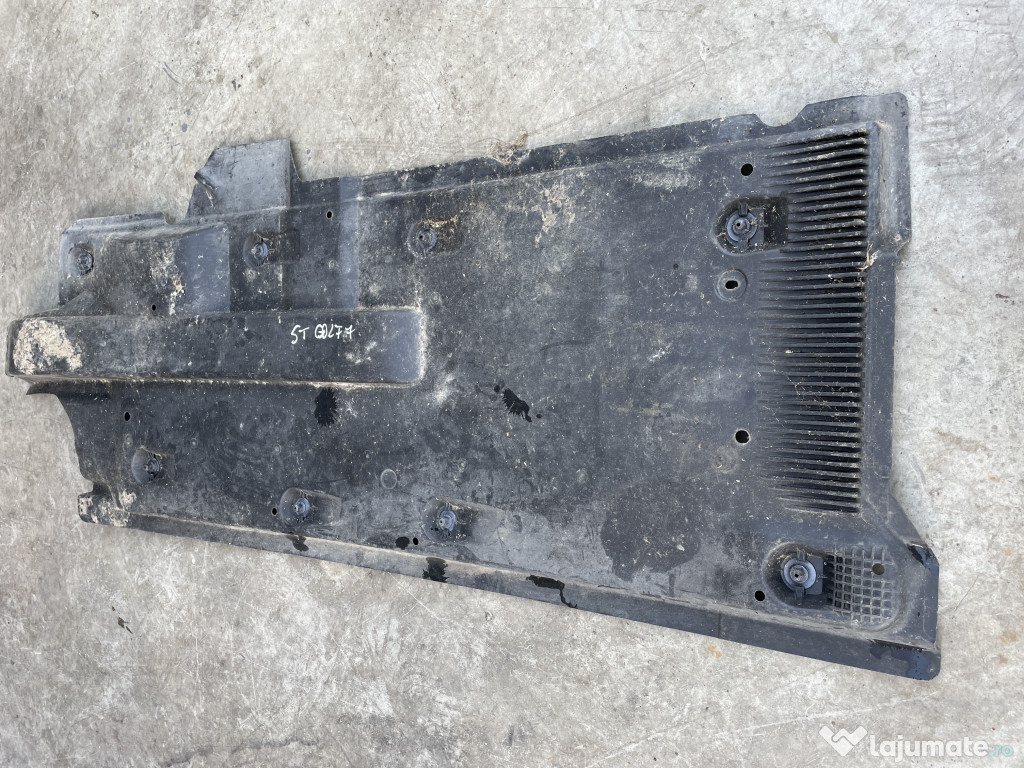 Scut lateral stanga Volkswagen Golf 7 2.0 Motorina 2015