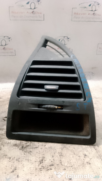 Grila ventilatie stanga Citroen C4 2010