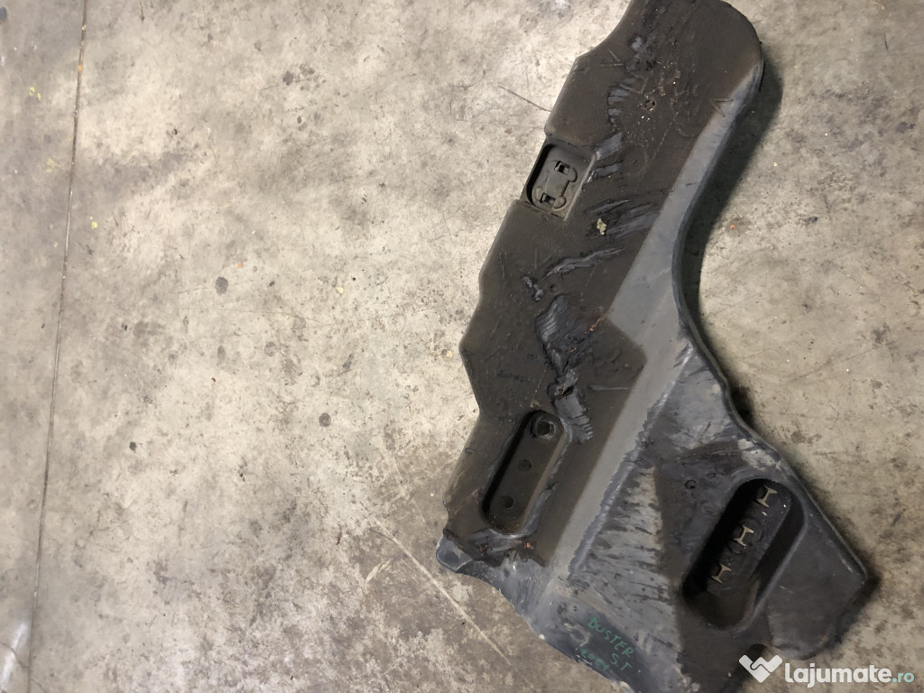 Scut lateral dreapta spate Dacia Duster 2021