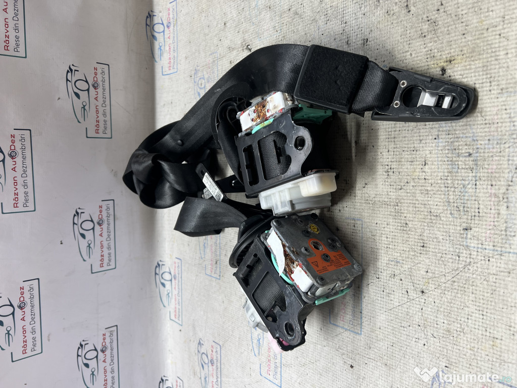 Set Centuri fata cu capsa Volkswagen Touareg 2013