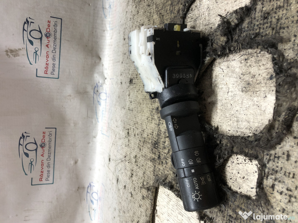 Maneta semnalizare Nissan Qashqai 2011