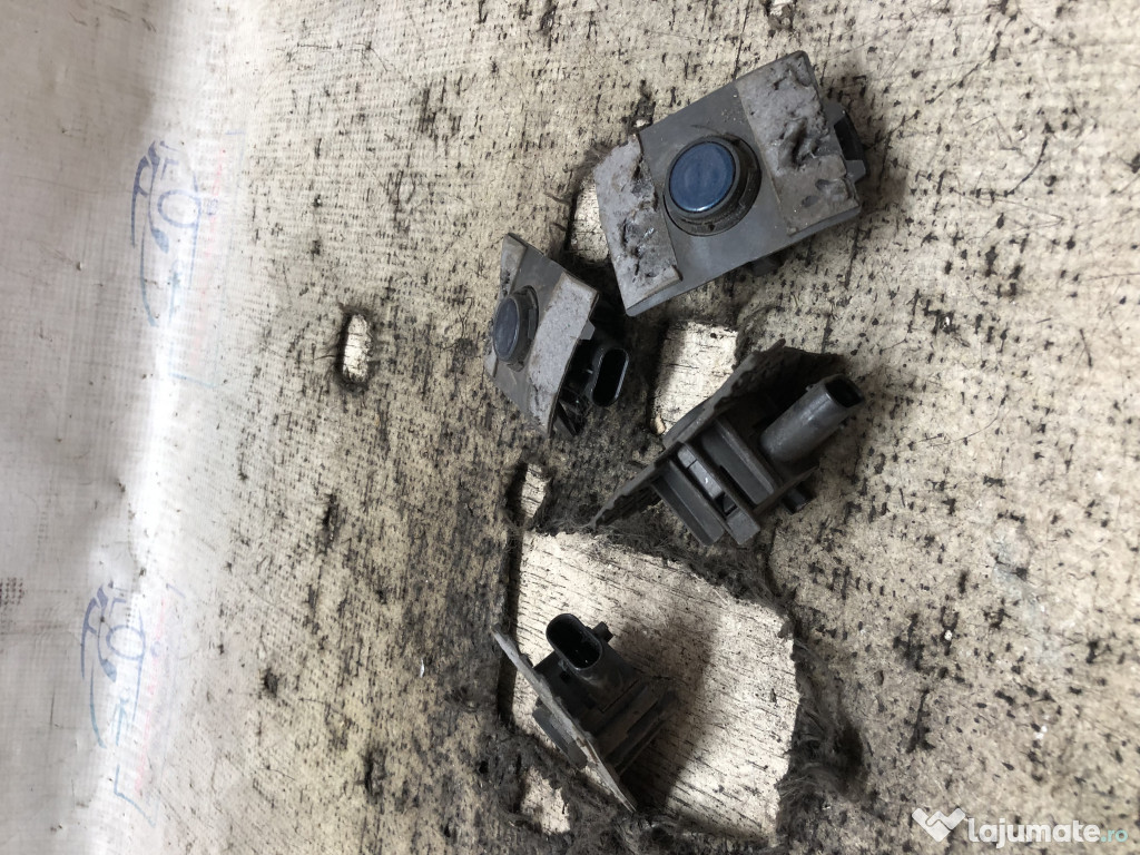 Senzori parcare fata Skoda Superb 3 2018