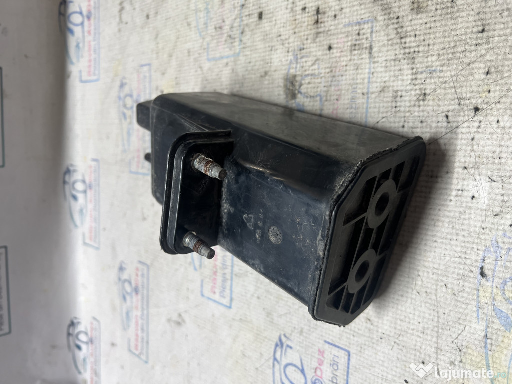 Canistra carbon Renault Clio 4 0.9 2016