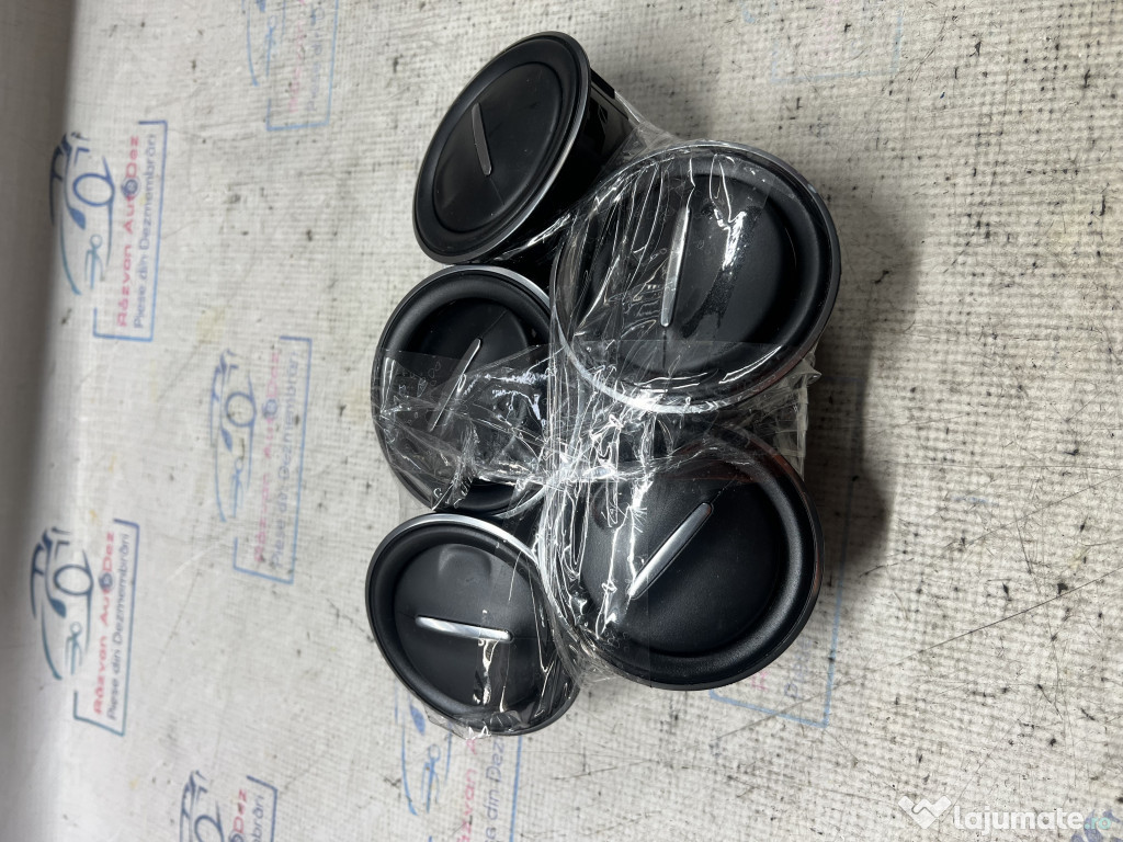 Grila ventilatie Dacia Duster 2019