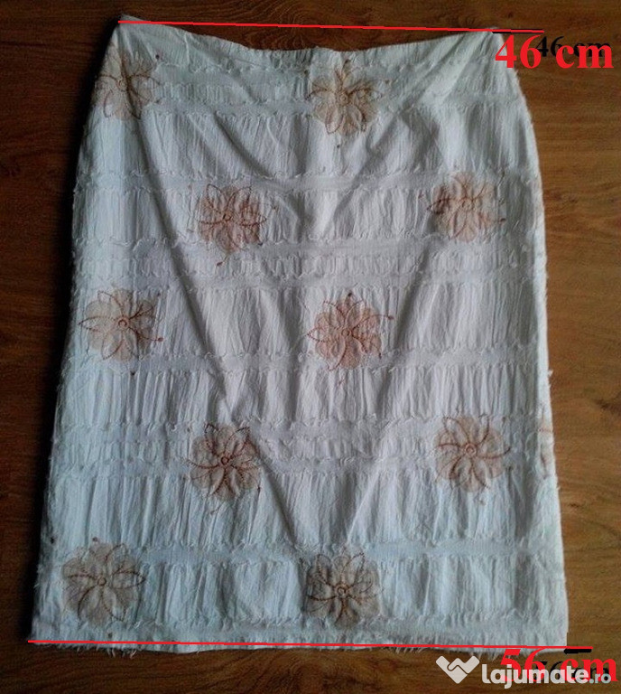 Fusta alba cu flori (Bad Axel) - marime 50