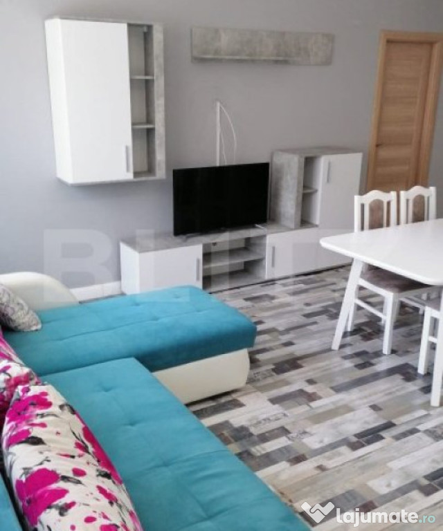 Apartament decomandat 2 camere + living cu bucatarie
