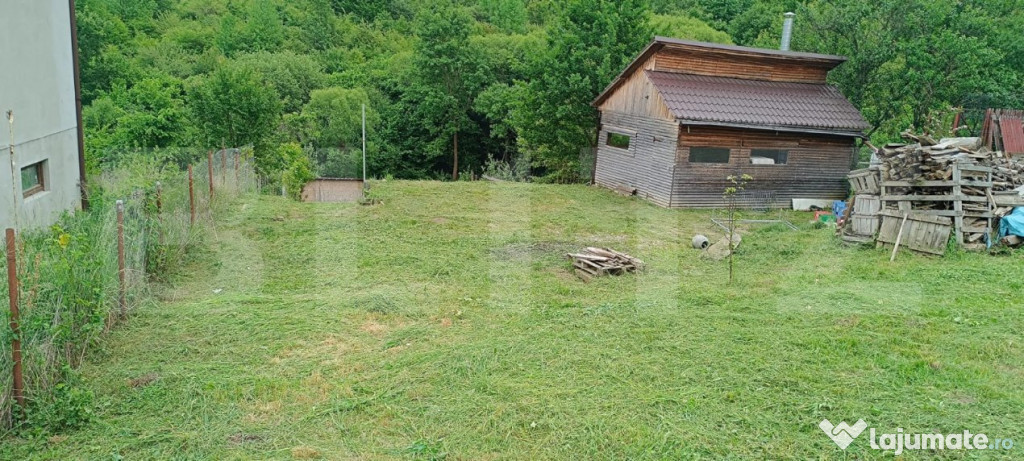 Teren intravilan 1250 mp+ cabana,zona Valea Ghinzi