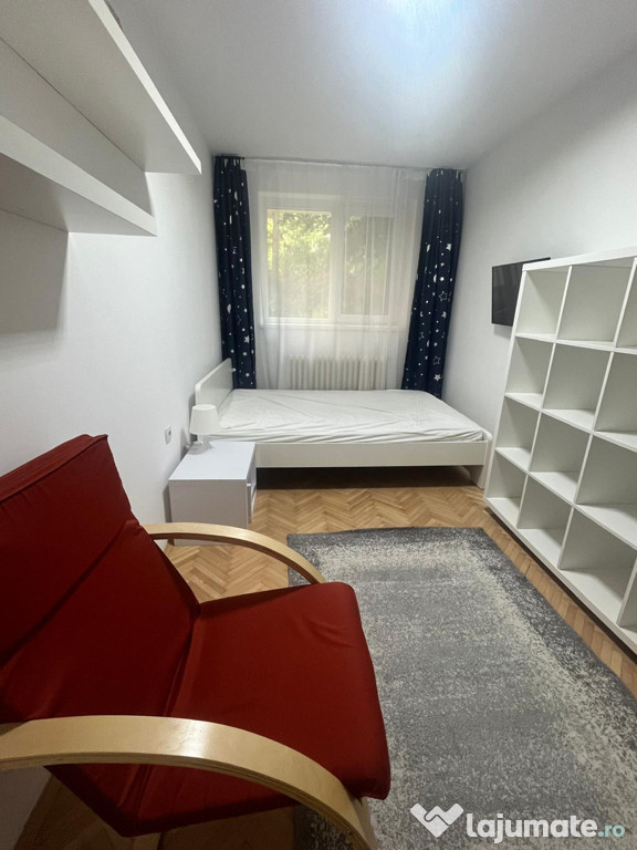 Inchiriez ap 3 camere cu Garaj si Loc de parcare, Gheorgheni
