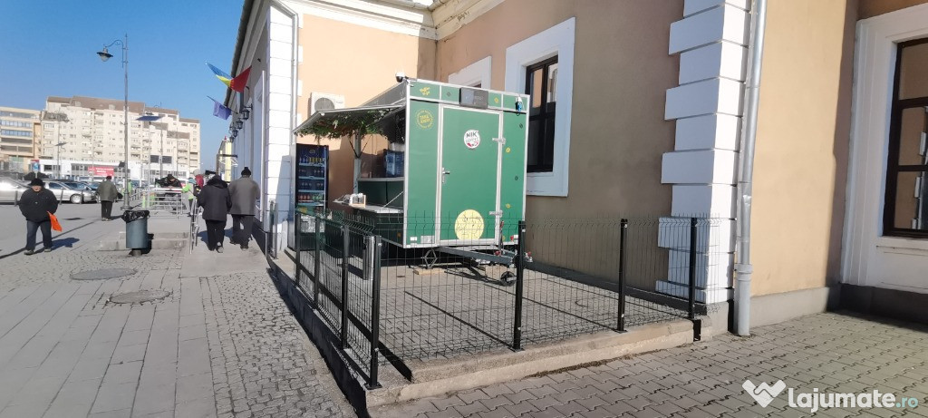 Rulotă comercială - ideală pentru o afacere rapidă și profi
