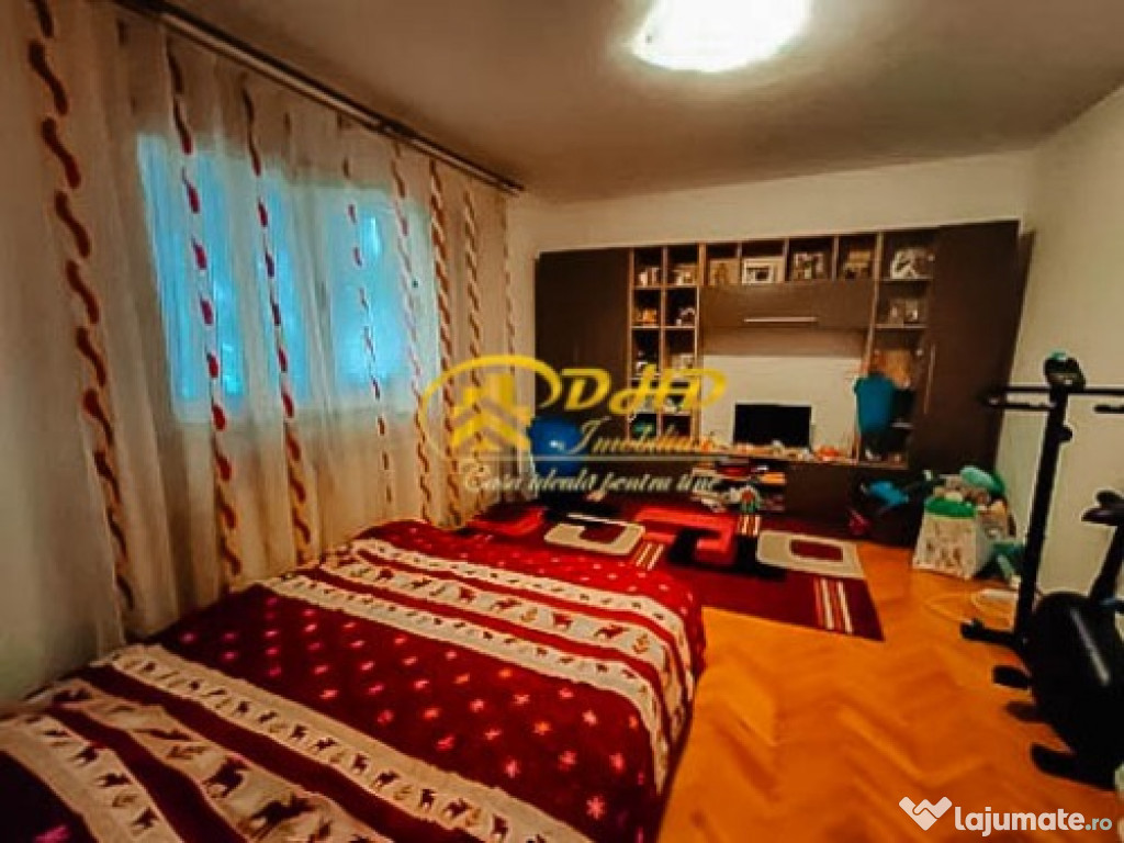 Apartament 4 camere decomandate, Tătărași Dispecer