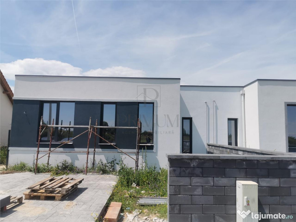 Duplex modern - zona foarte buna - interior spatios - depart