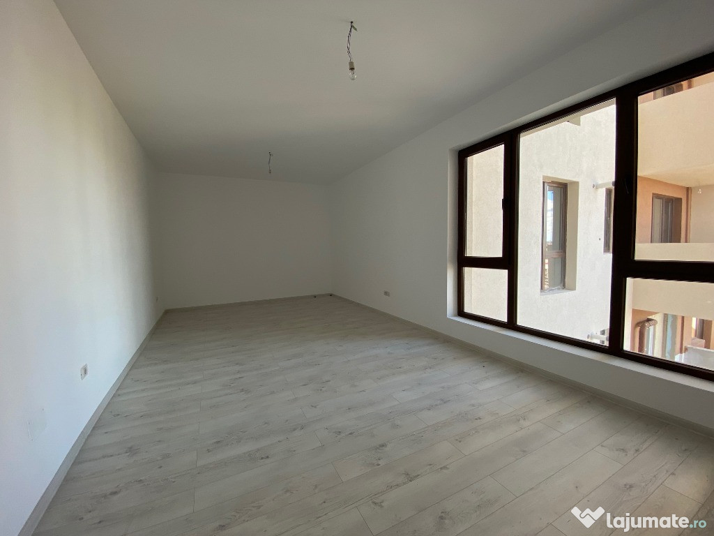 Apartament 4 camere decomandat, Confort Urban Rahova