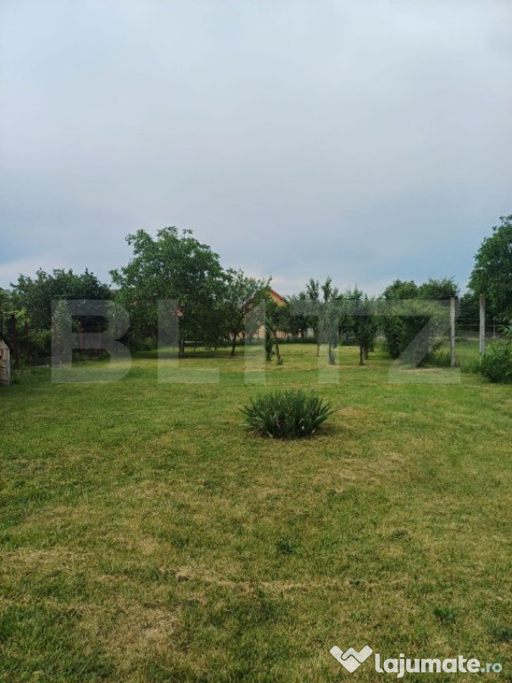 Teren intravilan, de vanzare, 600 mp, zona Primaverii