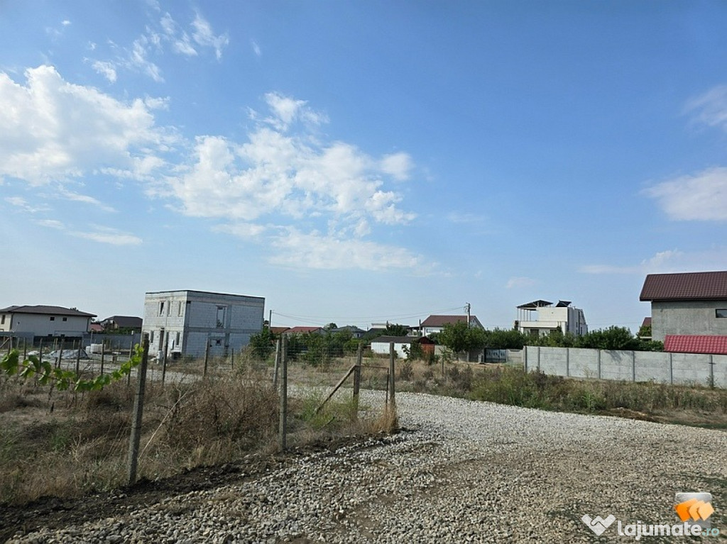 Teren de vanzare in Lazu lot de casa