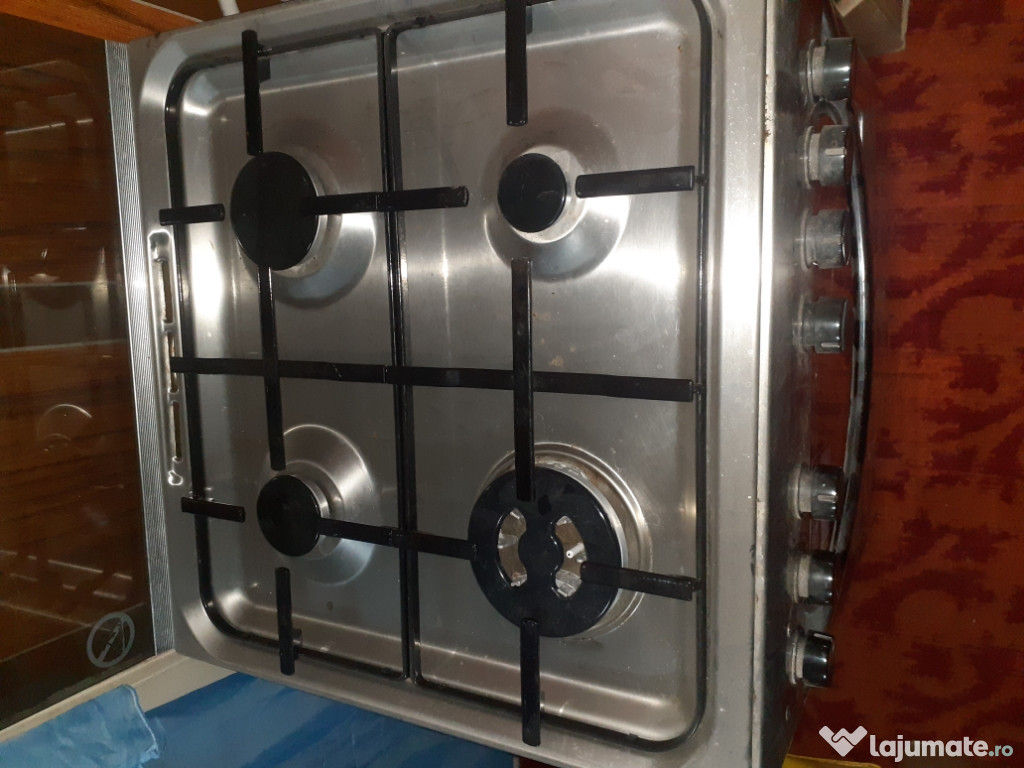 Aragaz ariston inox