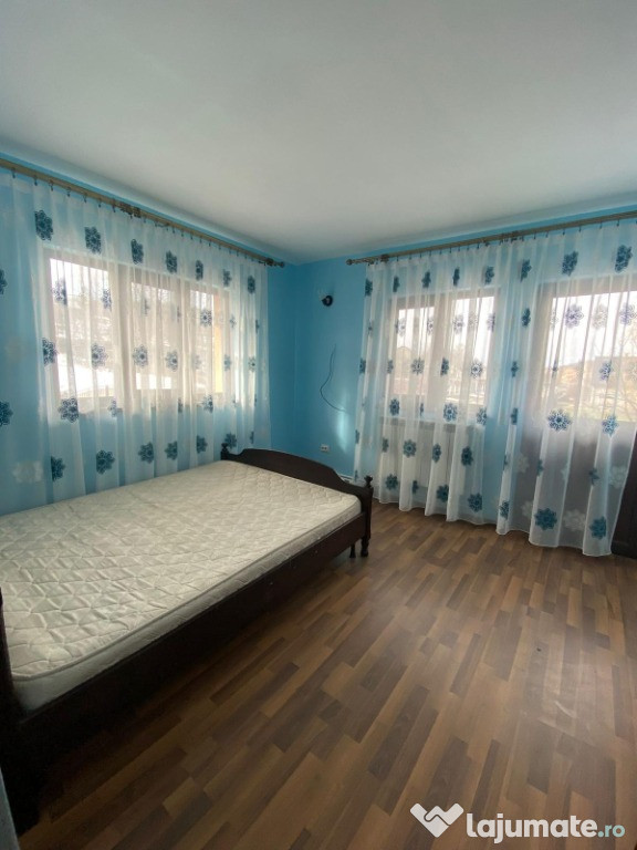 Casa 7 camere Holboca