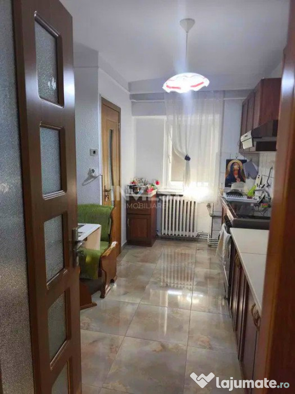 Apartament 3 camere decomandat-Garaj+Boxa-Tatarasi-Oancea-bl