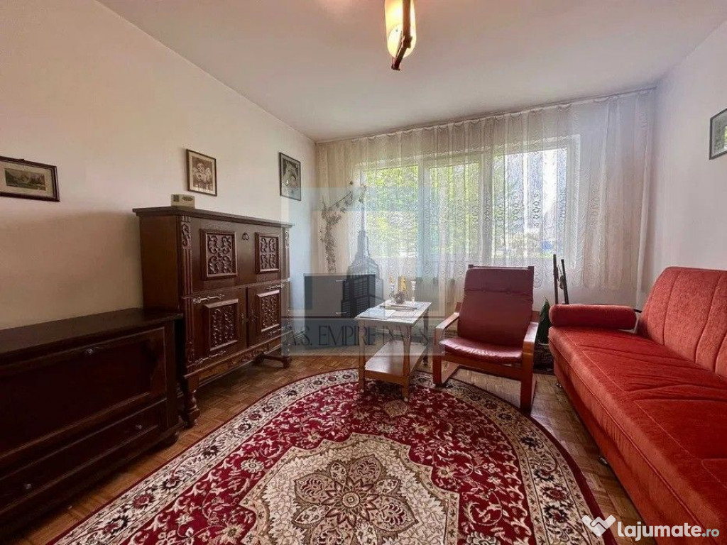 De vanzare apartament 2 camere/ zona Garii