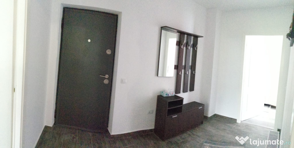 Apartament cu 3 camere de vanzare