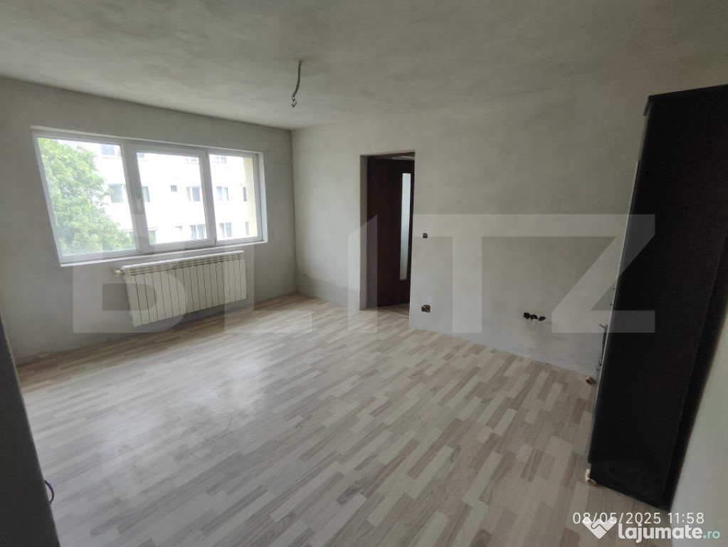 Apartament 2 camere, zona Andrei Muresanu, etaj intermediar