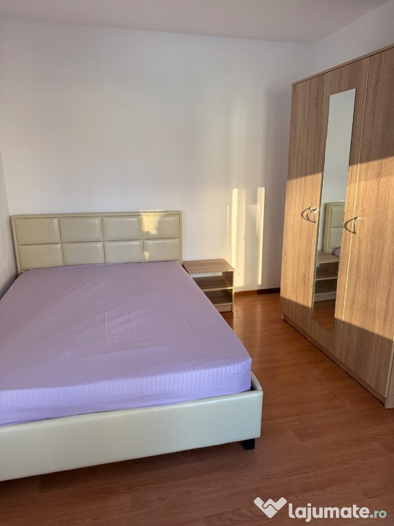 Apartament cu două camere central