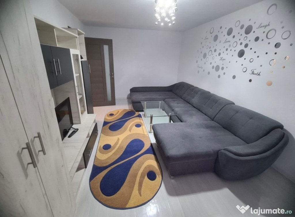 Închiriez apartament 2 camere cf. 1 decomandat etaj 2