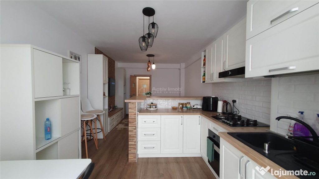 Apartament - 3 camere - 80 mp - Burdujeni - Moldova