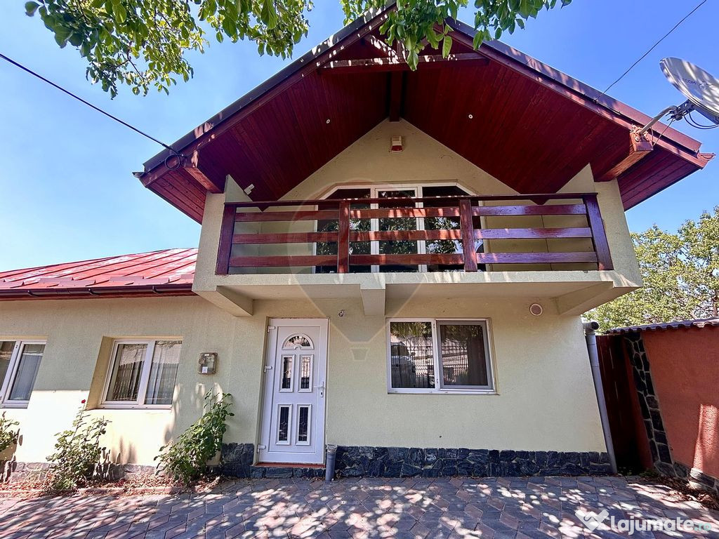 Vilă cu 6 camere de vânzare in Carcea