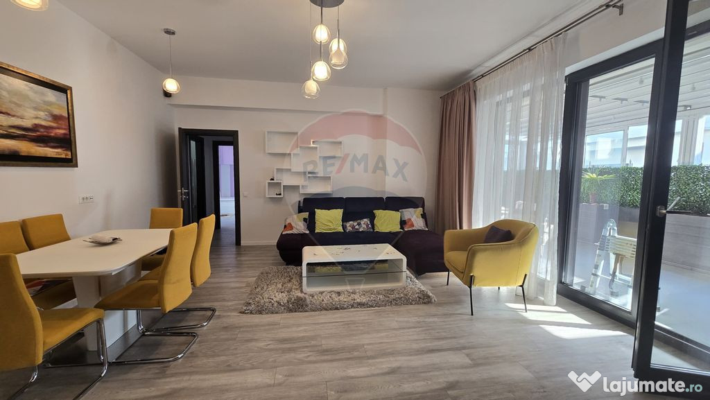 Apartament cu 3 camere superb cu terasa generoasa in zona...