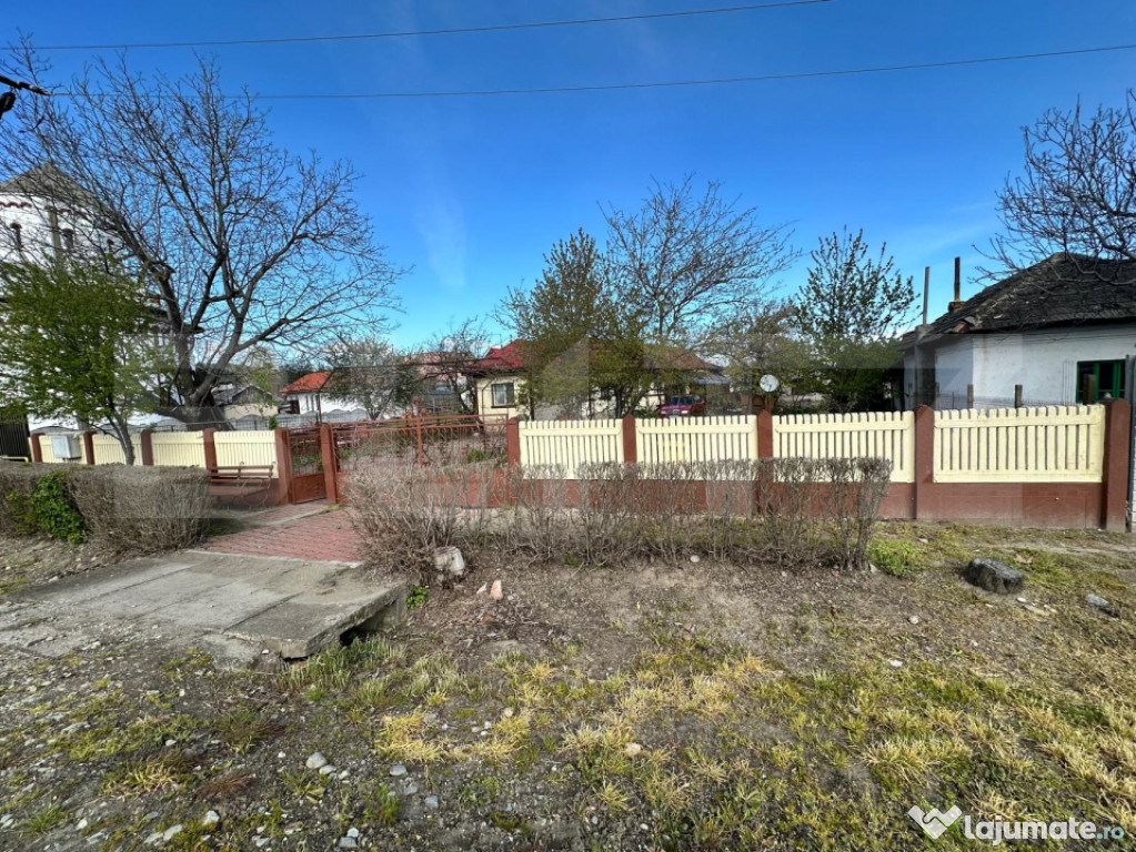Casa Parter renovata, zona biserica Podari , 2300mp teren