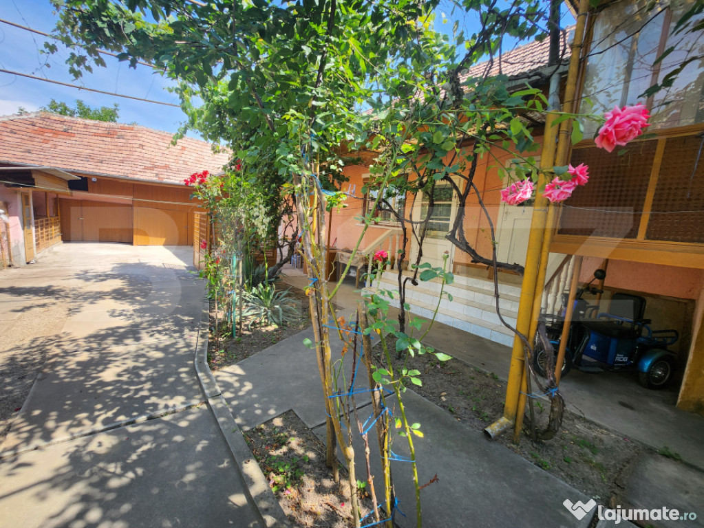 Casa individuala cu 4 camere,150 mp utili,1700 mp teren,Blaj