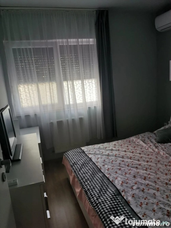 1 camera in zona Complexului Studentesc